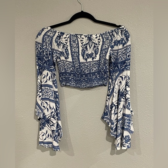 Three days brand, size small, crop top! - Picture 3 of 3